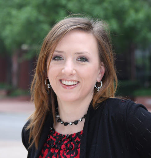 Lyndi Lockhart Photo 2