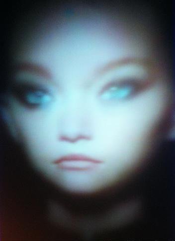 Simone Hutchinson Photo 11