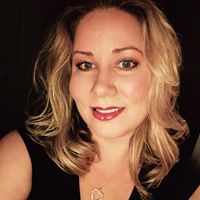 Laura Winkler Photo 35