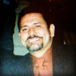 Julio Cruz Photo 48