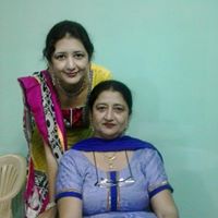 Komal Kaur Photo 13