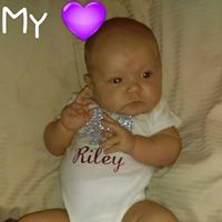 Kimberly Helms Photo 22