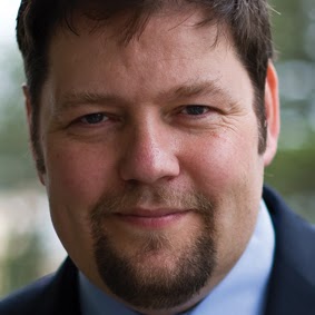 Peter Lowe Photo 43