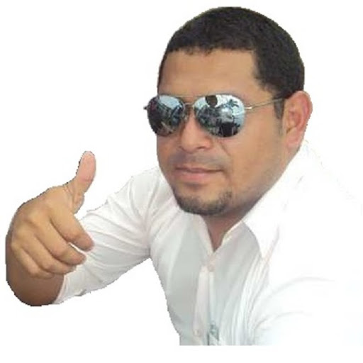 Michael Montero Photo 44