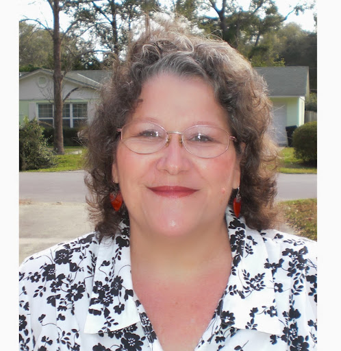 Joyce Hunt Photo 3