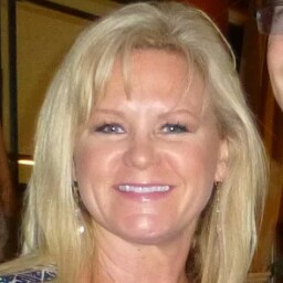 Carol Mann Photo 7