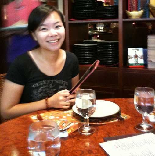 Frances Fan Photo 18