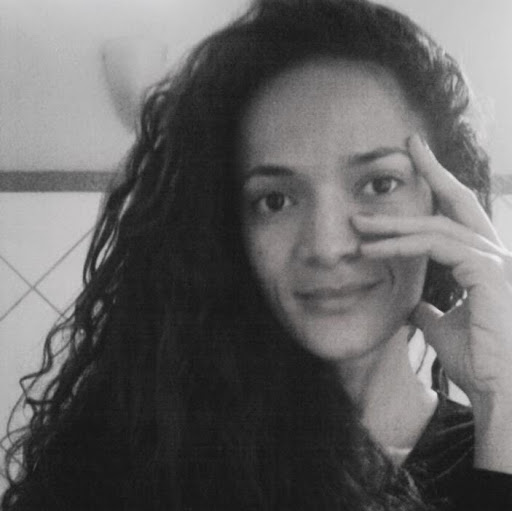 Angela Felipe Photo 16