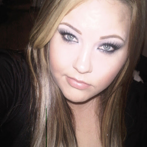 Brandie Carter Photo 26