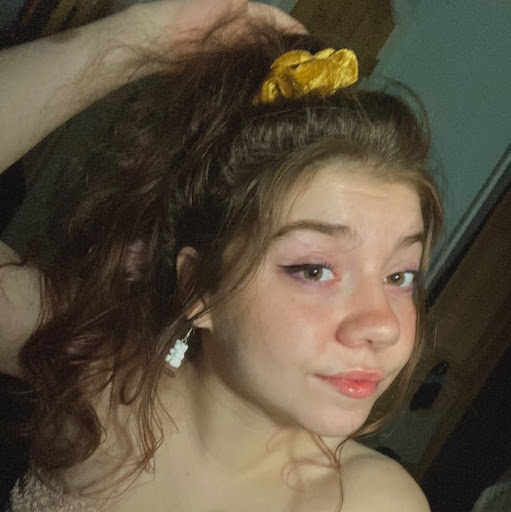 Erica Phillips Photo 17
