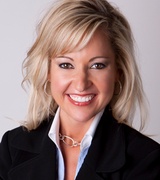 Lara Turner Photo 1