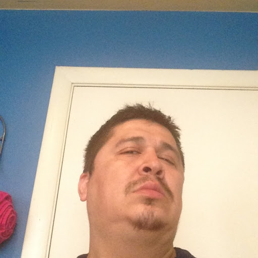 Alvaro Solorzano Photo 17