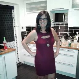 Karen Shepherd Photo 28