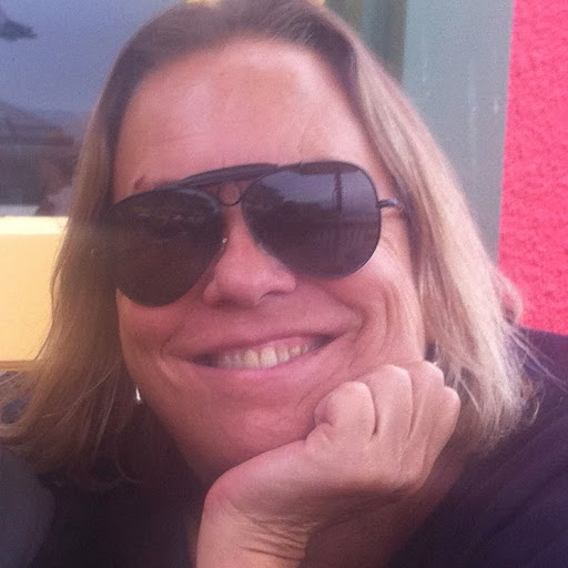 Bobbi Long Photo 26