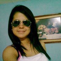 Vannesa Gomez Photo 9