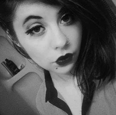 Amber Strahm Photo 7