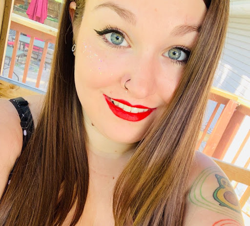 Kayla Chase Photo 31