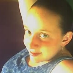 Melissa Carey Photo 13