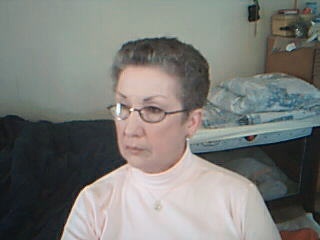 Clara Moore Photo 34