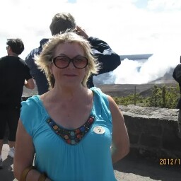 Shari Brown Photo 7
