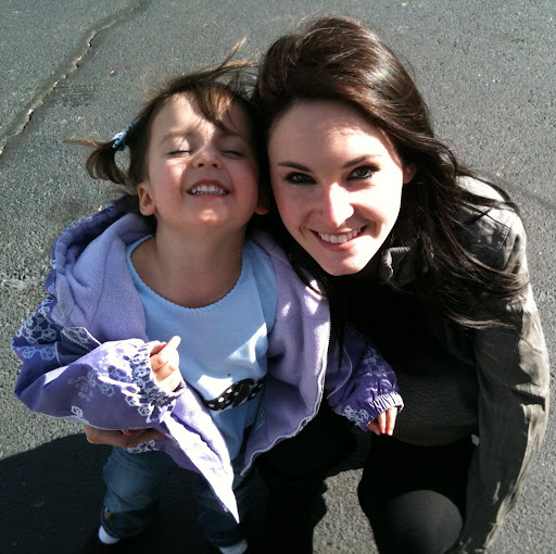 Julia Silva Photo 23