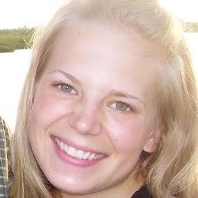 Christina Davis Photo 22