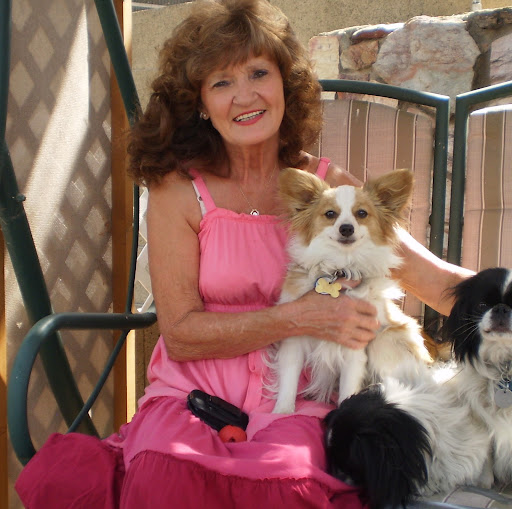 Elaine Scott Photo 39