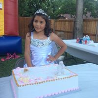 Maria Lemus Photo 45
