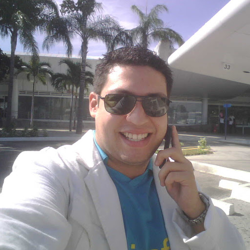 Guillermo Arellano Photo 16