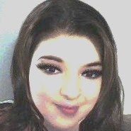 Taylor Forsythe Photo 20