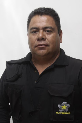 Alberto Gonzalez Photo 54