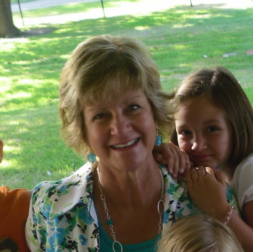 Laurie Jones Photo 44