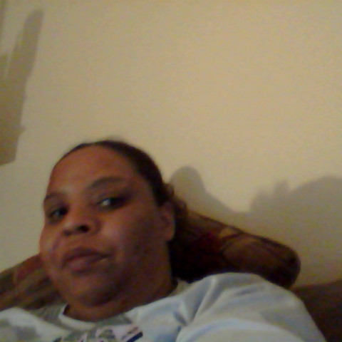 Danielle Thompkins Photo 7