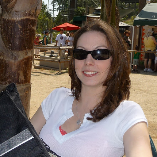 Nicole Simons Photo 25