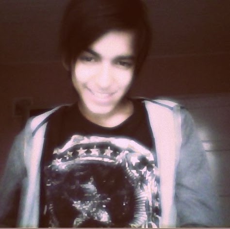 Danny Dark Photo 17