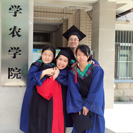 Thu Phan Photo 26