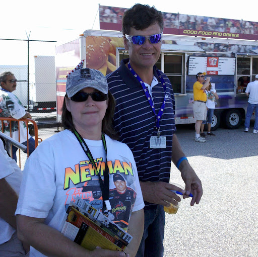 Krystal Elkins Photo 8