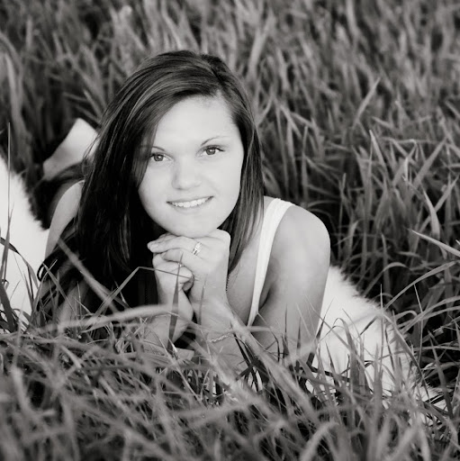 Katelyn Roberts Photo 23