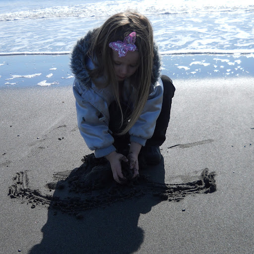 Monica Wolfe Photo 31