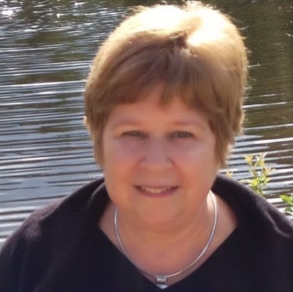 Carol Wolfe Photo 31