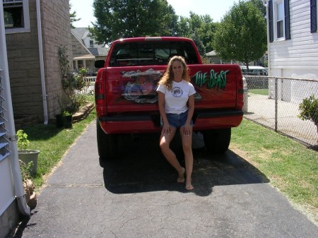 Rebecca Thomas Photo 38