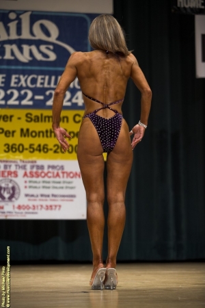 Lisa Nolan Photo 23