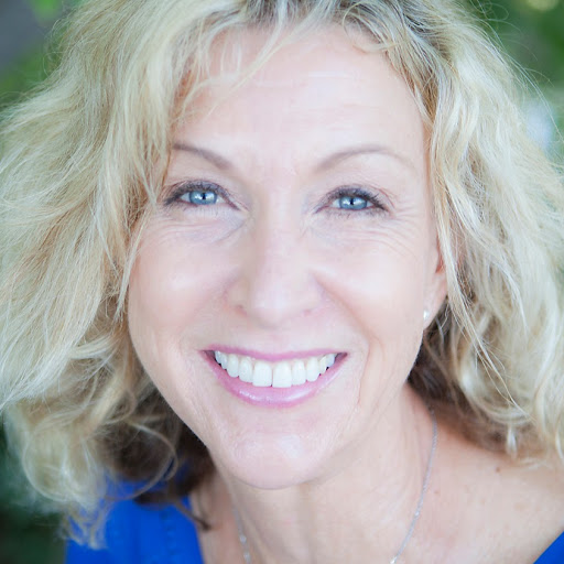 Karen Knight Photo 38