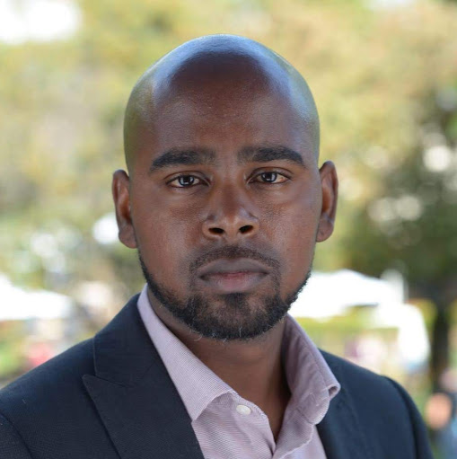 Kevin Hall Photo 45