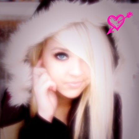 Lily Payne Photo 20