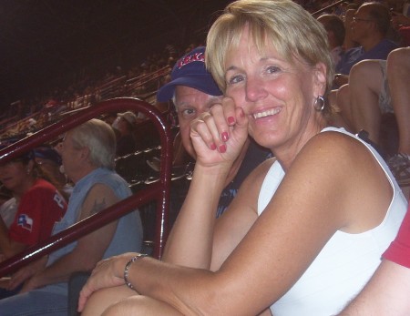 Cheryl Schmitt Photo 21