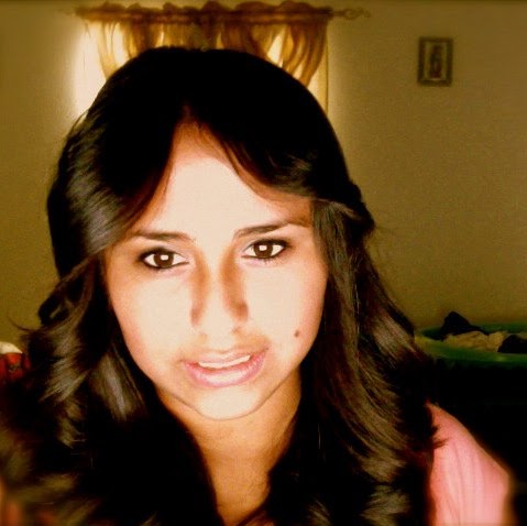Elizabeth Carrillo Photo 25