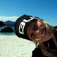 Kari Gunn Photo 7