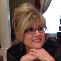 Susan Elmore Photo 35