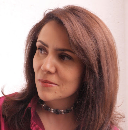Laura Almaraz Photo 16